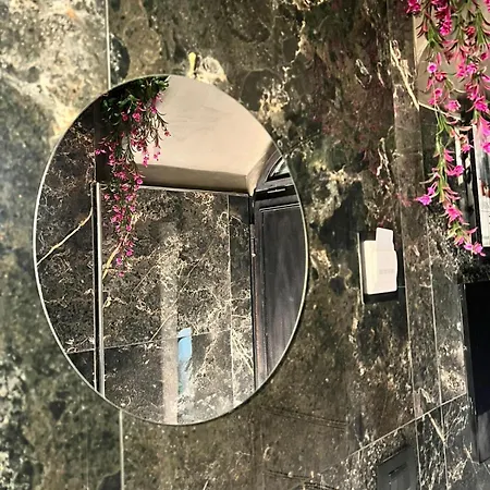 Contempo Luxury Guest house 3*